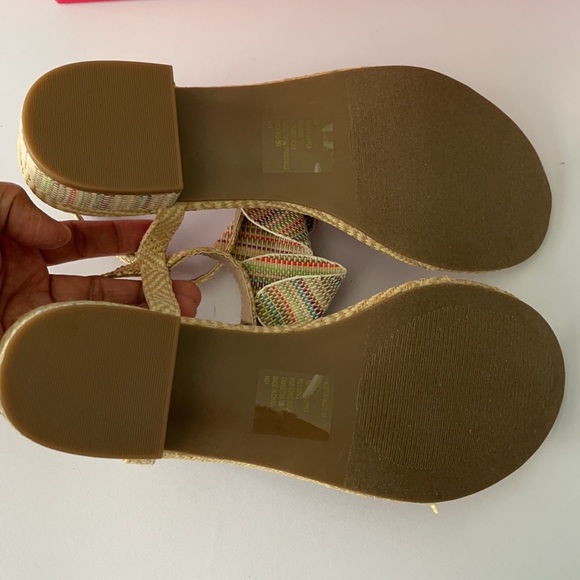 NEW Betsey Johnson Tan Raffia Bow-accent Sandal US 6 - Picture 7 of 7